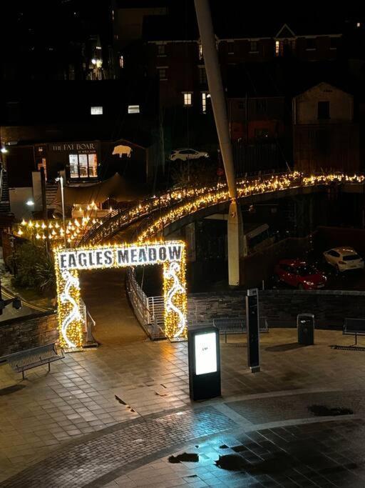 Centre Apartment. Wrexham